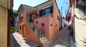 La Maisonette House in the Heart of Liapades Close to Rovinia Beach & Paleokastritsa - Image 5