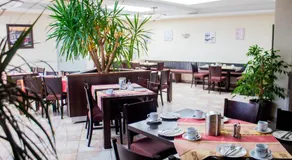 Airport Hotel Jägerhof Weeze - Image 5