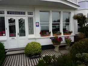 Pebbles Guest House - Image 5