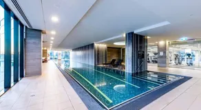 Luxury 2BR Docklands Bright&Modern Covered Parking - Image 3