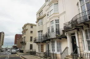 Between Piers | Central | by Brighton Holiday Lets - Image 4