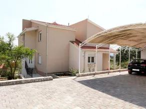 Perišić - Image 2
