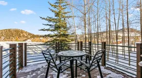 Luxurious 4BR Retreat with Hot Tub Near Gold Course - Image 5