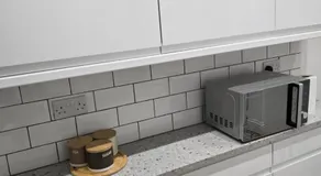 Realwood Homes- Broomhill Road - Image 3