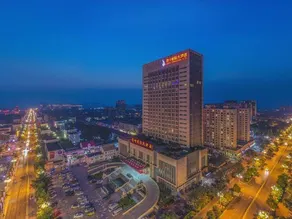 Luanzhou International Hotel - Image 4