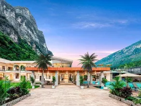 Mengjing Nizhu River Resort Hotel - Image 4