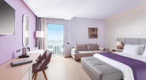 Blue Lagoon City Hotel - Image 2