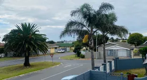 Goodwood Queens and Kings Guest House - Image 3