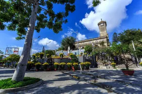 Khanh Hoa Apartments - Image 1