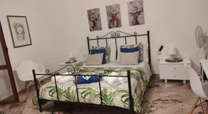 La Maison - Image 2