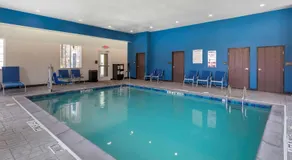 Comfort Inn & Suites Euless DFW West - Image 2