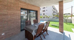 Margarita: Modern villa med trädgård och pool 500 m från stranden - Image 3