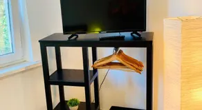 Direkte Uninähe: Ferienwohnung mit großem Doppelbett, Küchenzeile und neu renoviertem Badezimmer - Image 5