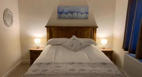 Secluded hilltop hideaway! - Image 2