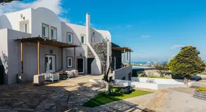 A&V Sea View Villa - Image 3