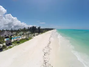 Kisiwa on the Beach - Image 1