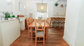 Hampton Manor House - 9 Bedrooms - Image 3