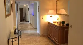 Propriété : 300 M² + (25 M² d'annexe / Pool House) sur 5 ha boisé à 10' d'Aix en Provence - Image 5