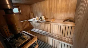 SPA Cottage with Sauna & Hot Tub - Image 2