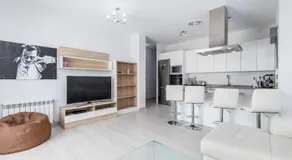 Luxury Beach Front Apartment with Pool - Image 2