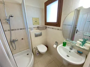 Family Villa W/ Pool in Catalkoy Girne Cyprus - Image 3