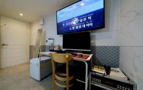 Hotel Castle - Image 3