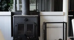 Cosy Retreat with Sauna & Fire Pit - Golf & Beach - Image 4