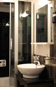 Embrace Hotel & Apartments - Image 2