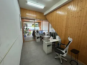 Hurhouse - Image 2