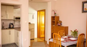 Hürkecz Apartmanház - Image 3