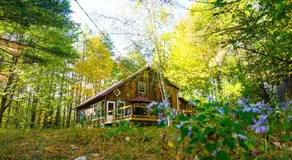 Boutique Adirondack Hostel - Image 5