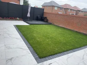 Modern-luxury 1bedroom-EnsuiteBathroom-Garden-Wifi - Image 4