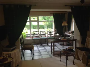 Arch House - Image 4