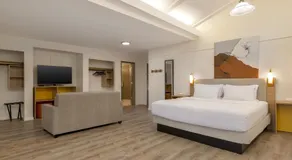 Spark by Hilton Rock Springs - Image 2