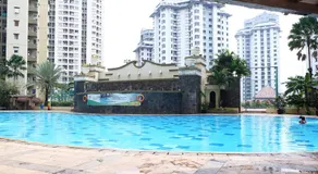 Cozy 2BR Mediterania Palace Kemayoran near to Jiexpo Kemayoran By Travelio - Image 5
