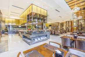 SUNHOLA International Hotel - Image 5