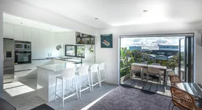 Orewa Beachcomber  - Image 3