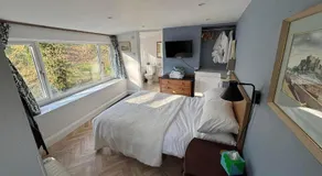 The Guest Room - Image 2