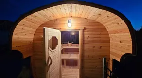 Vířivka a sauna na pokoji,nebo na vlastní terase - Farma u Příbrami - Image 5