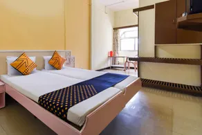 SPOT ON 46414 Hotel Ritesh - Image 2