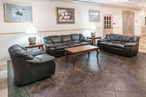 Days Inn by Wyndham Columbus North - Image 3
