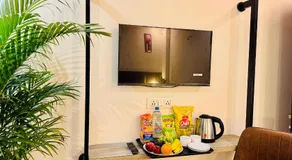 Hotel Oxygen Crown-Couple Friendly-Noida Sector 19 - Image 3