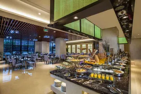 Ramada by Wyndham Taixing - Image 4