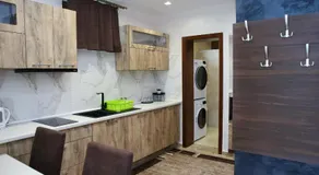 Madison Lux - Image 5