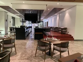 Star Land Hotel Bastos - Image 4