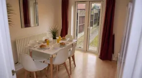 Charming 3 Bed House in Bristol - Image 3
