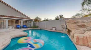 Beautiful 5BR w/King Beds, Pool & Hot Tub, Games - Image 4