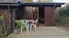 Chalet en pleine nature au bord d'un étang - Image 3