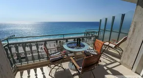 Le Majestic Promenade - Five Stars Holiday House - Image 3