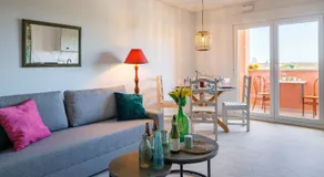 Luxury Singular Apartments Orange - Image 2